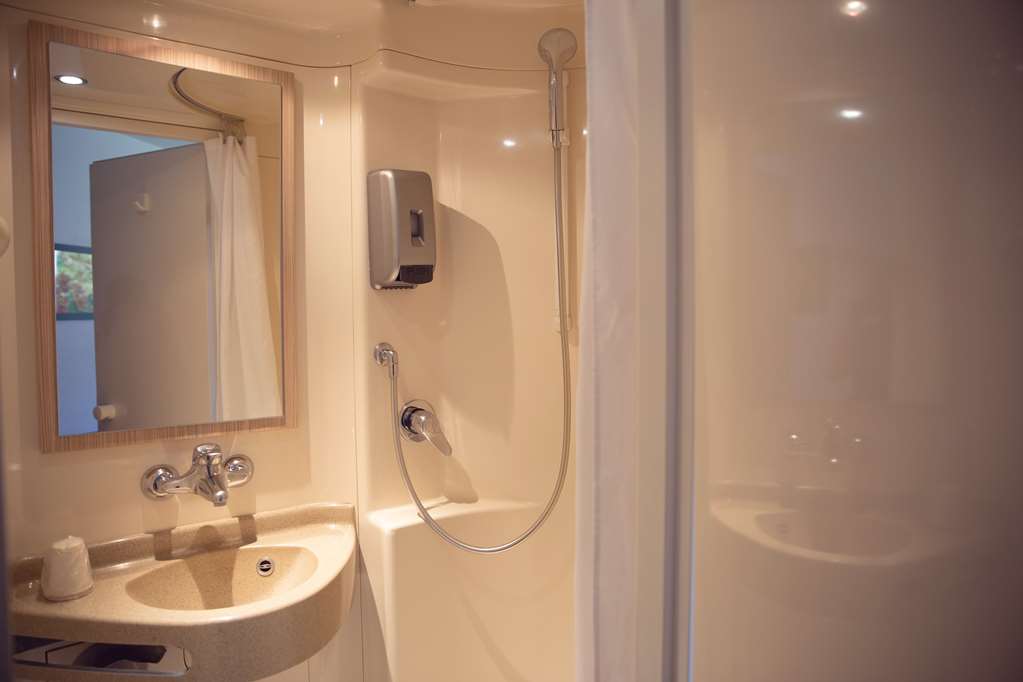 premiere classe roissy aeroport charles de gaulle