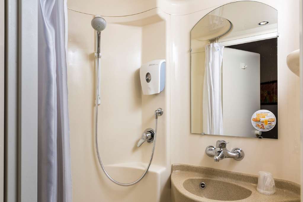 premiere classe roissy aeroport charles de gaulle