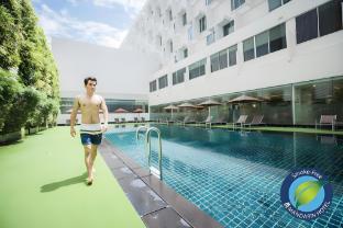 mandarin hotel managed by centre point