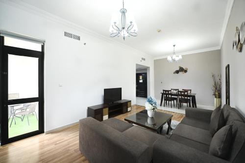 al waleed holiday homes