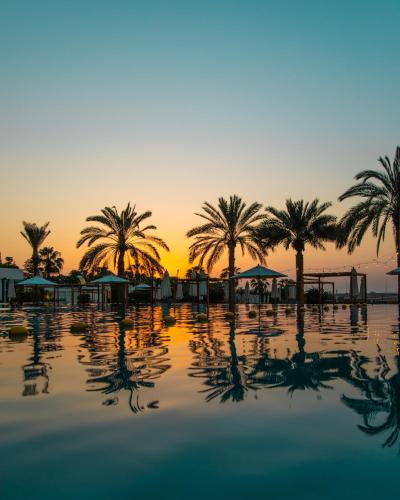 doubletree by hilton dubai jumeirah beach