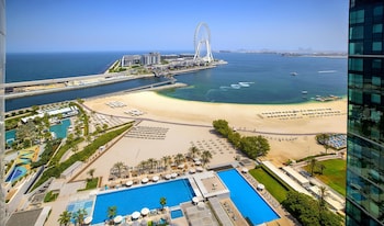 doubletree by hilton dubai jumeirah beach