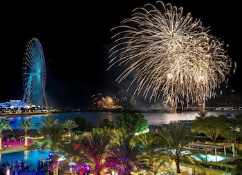 doubletree by hilton dubai jumeirah beach