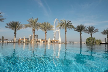 doubletree by hilton dubai jumeirah beach