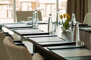 doubletree by hilton dubai jumeirah beach