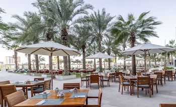doubletree by hilton dubai jumeirah beach