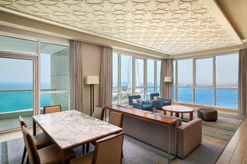 doubletree by hilton dubai jumeirah beach