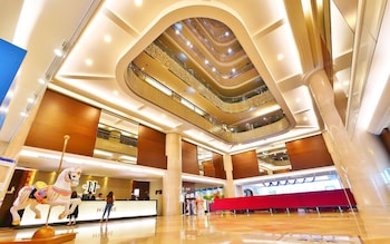 hione holiday hotel