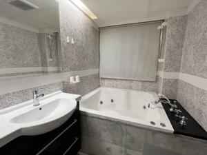guide hotel taipei xinyi