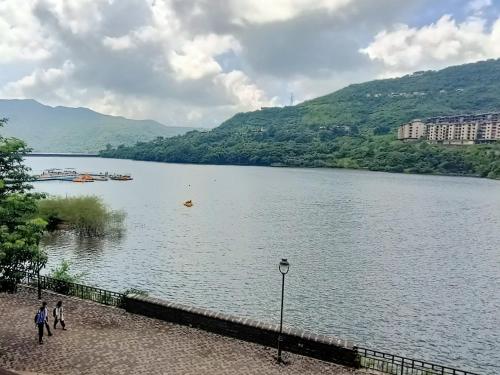 Lake View 2Bhk,Lavasa>>Kolvan,0 star