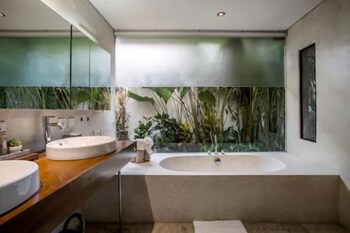 sayang garden bali