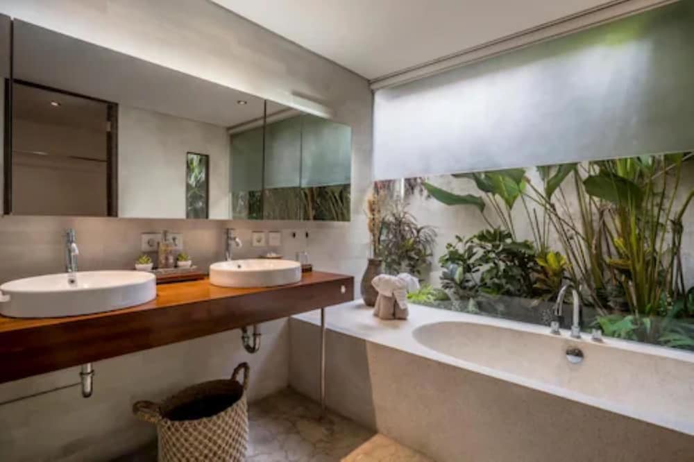 sayang garden bali