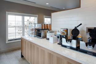 residence inn by marriott mississauga airport corporate centre west