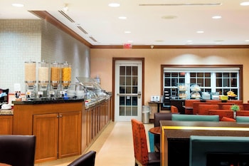 residence inn by marriott mississauga airport corporate centre west
