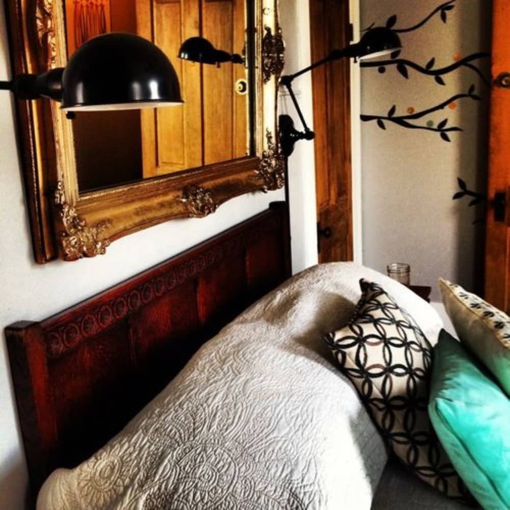 ocaseys boutique inn