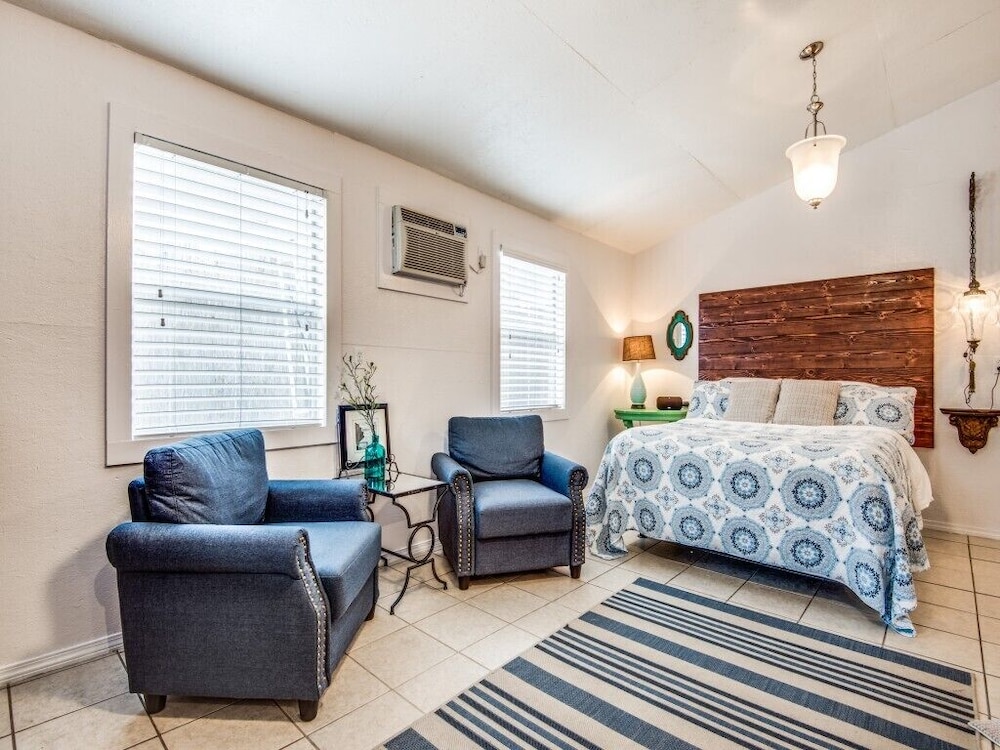 ocaseys boutique inn