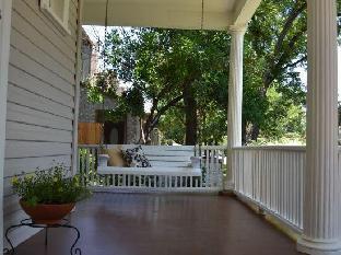 ocaseys boutique inn