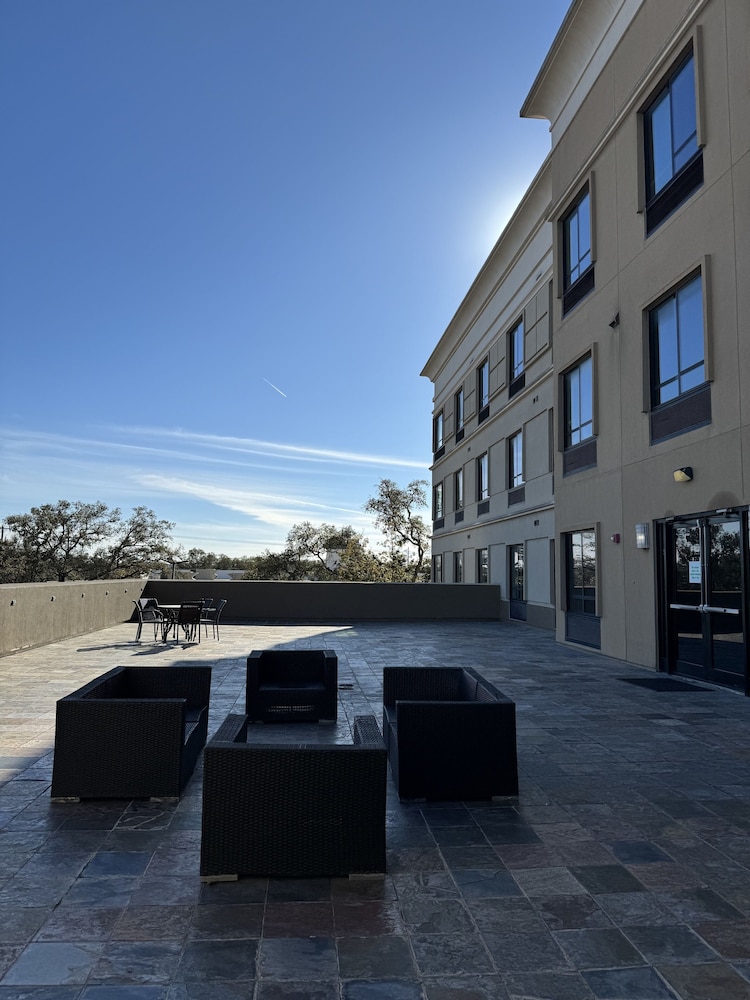 holiday inn san antonio north stone oak area by ihg