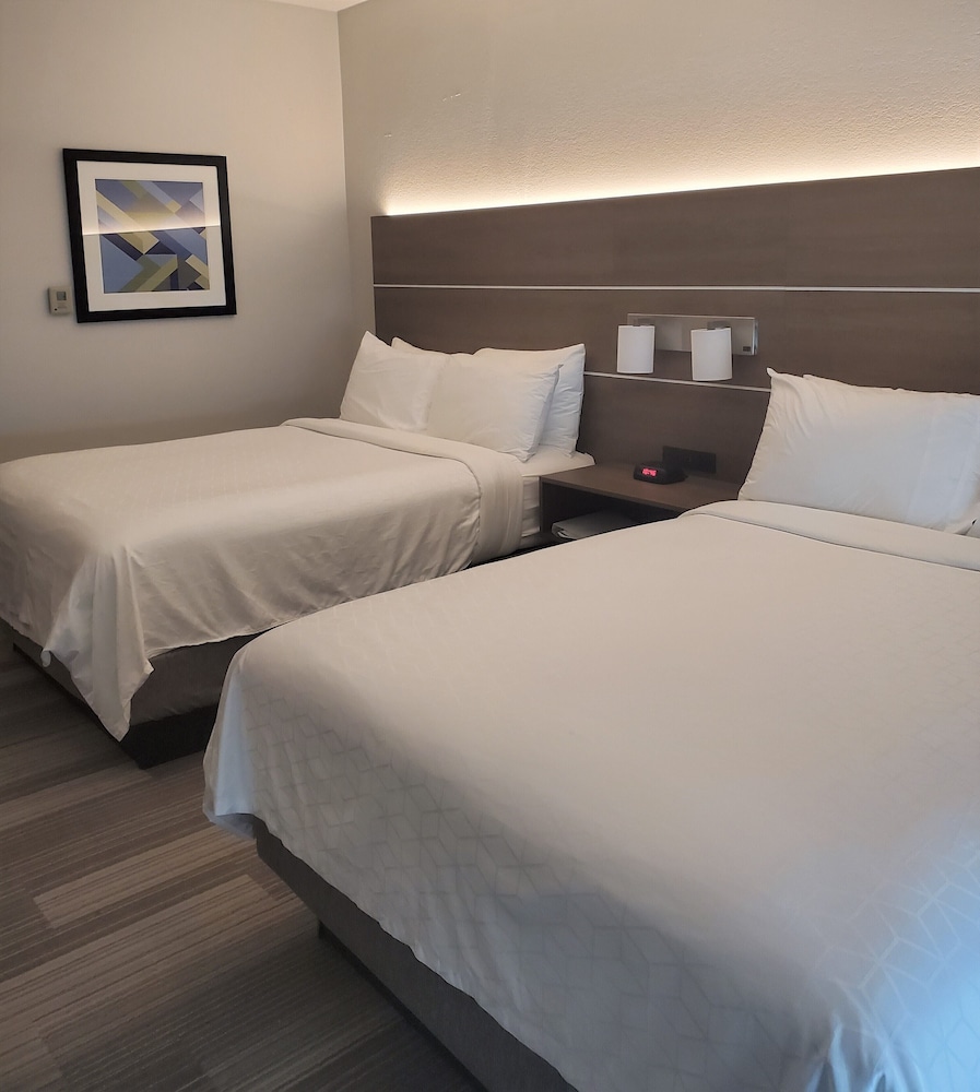 holiday inn express and suites san antonio west seaworld area by ihg