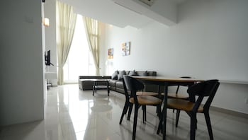 s suites at scott garden