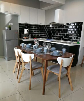 s suites at scott garden