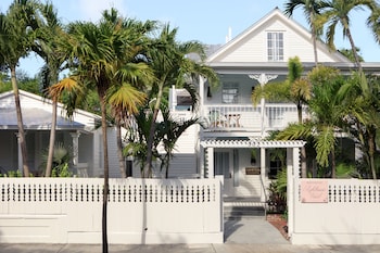 lighthouse hotel key west historic inns