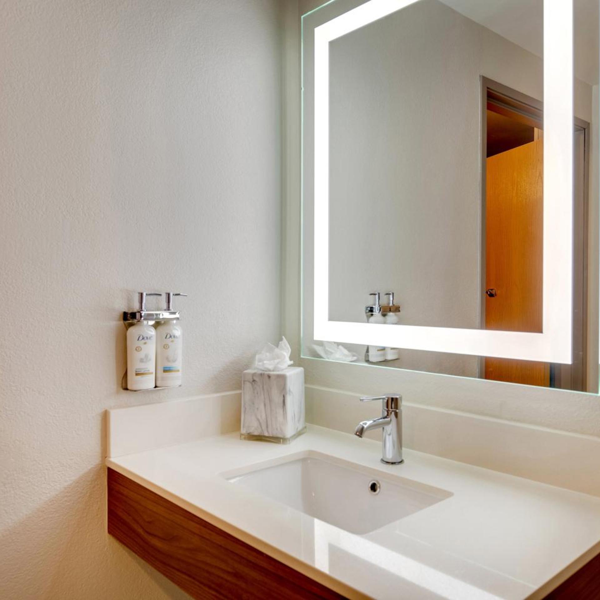 holiday inn express i 95 capitol beltway largo by ihg