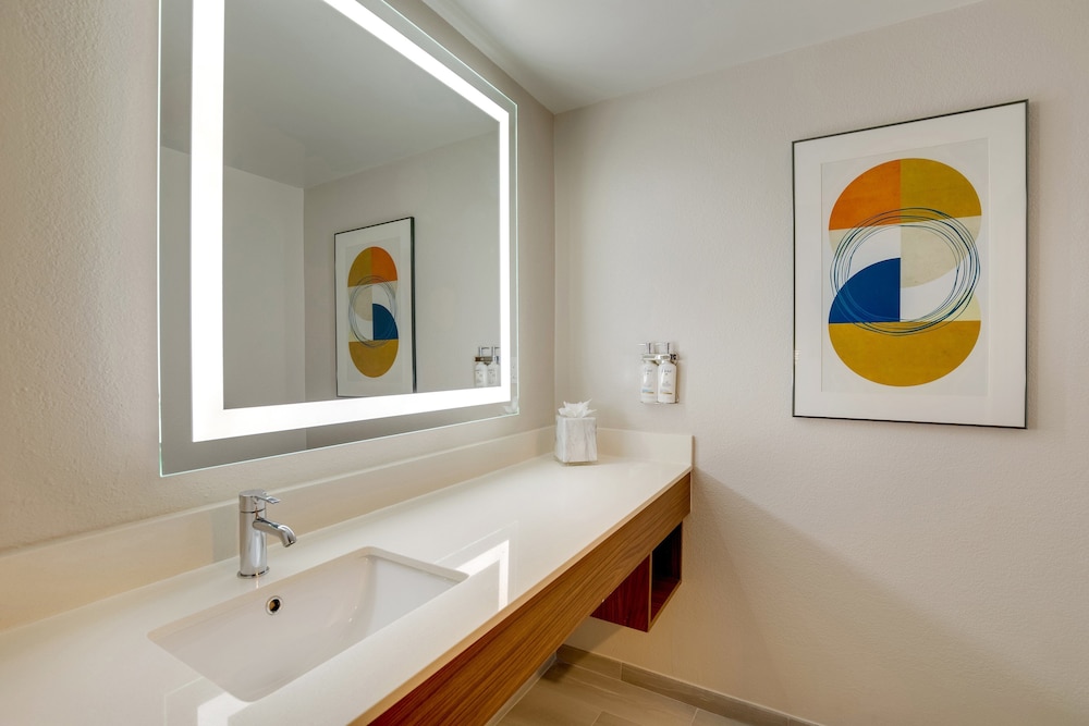 holiday inn express i 95 capitol beltway largo by ihg