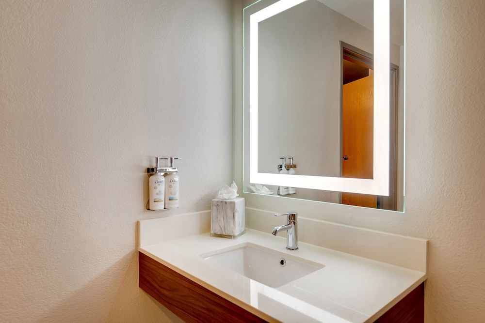 holiday inn express i 95 capitol beltway largo by ihg