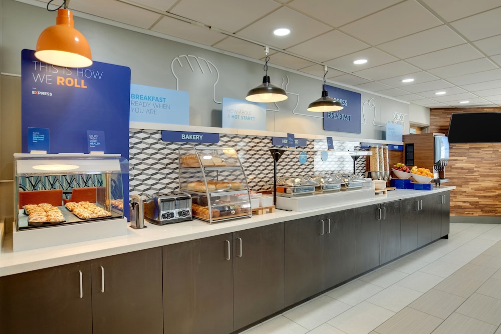 holiday inn express i 95 capitol beltway largo by ihg