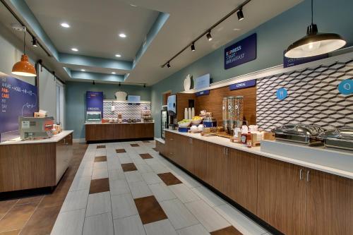 holiday inn express hotel suites atlanta nw powder springs