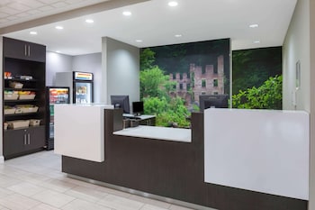 La Quinta Inn & Suites By Wyndham Atlanta Douglasville,Douglas>>Atlanta,3 star