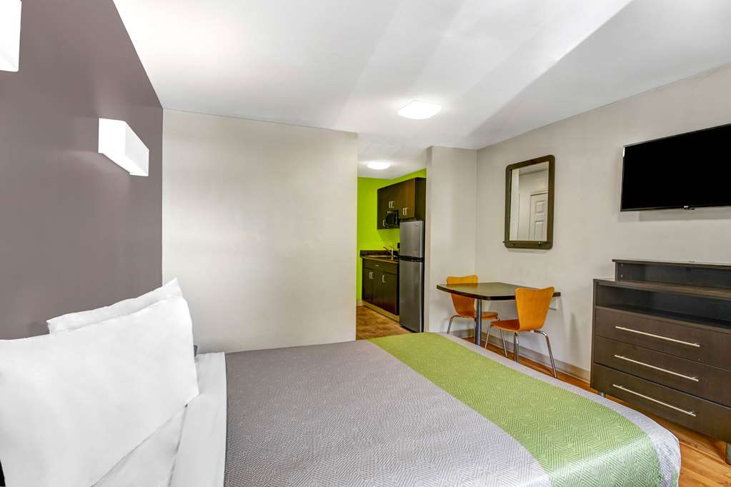 studio 6 atlanta ga chamblee