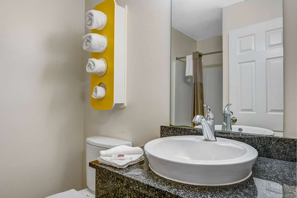studio 6 atlanta ga chamblee