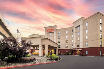 hampton inn and suites seattle airport 28th ave