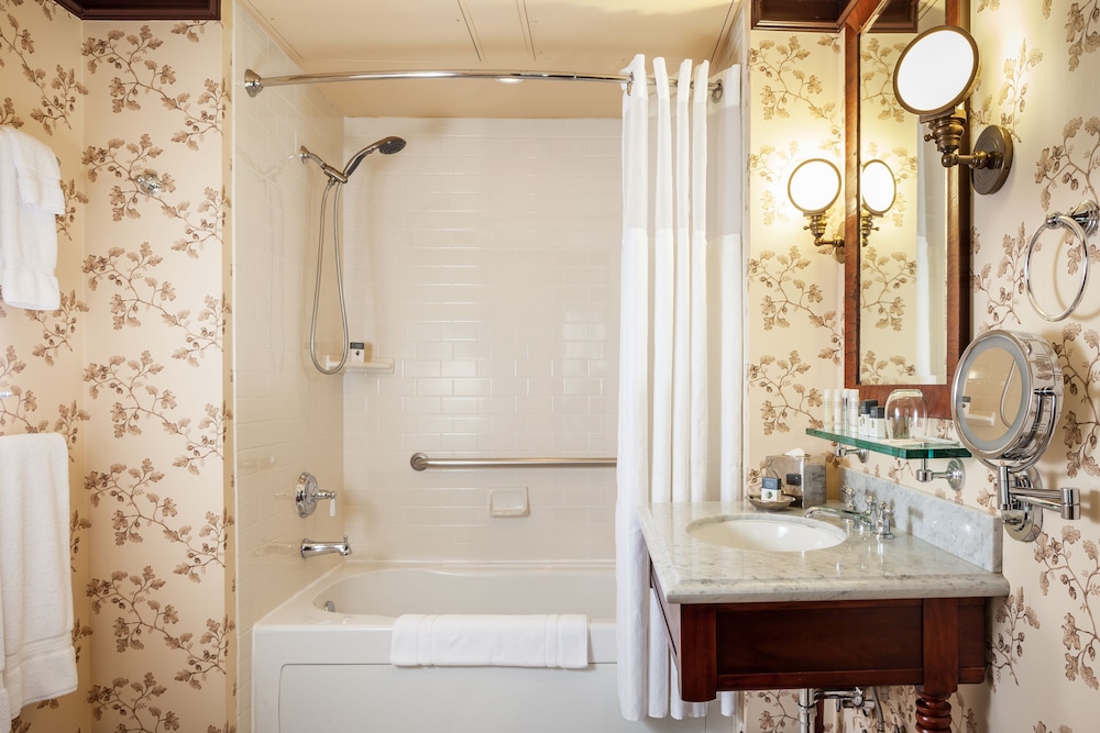 the arctic club seattle