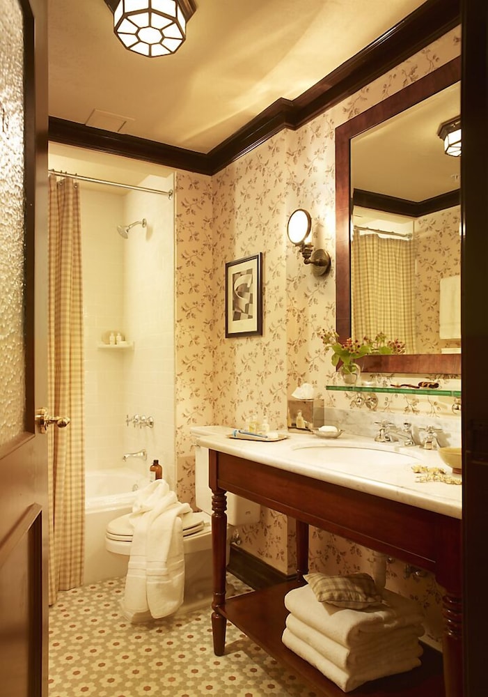 the arctic club seattle