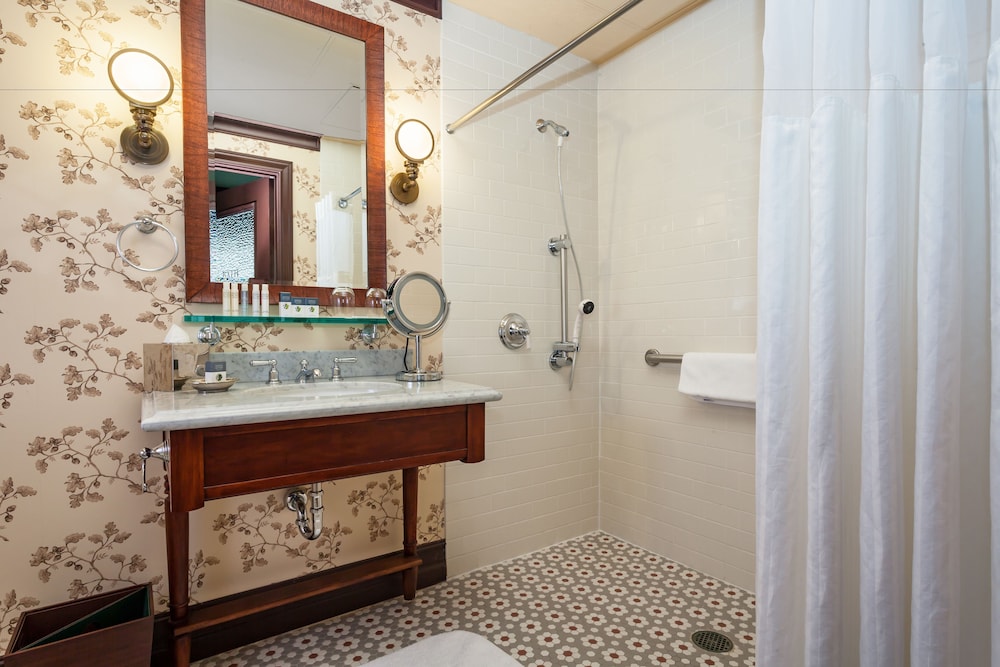 the arctic club seattle