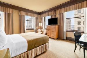 the arctic club seattle