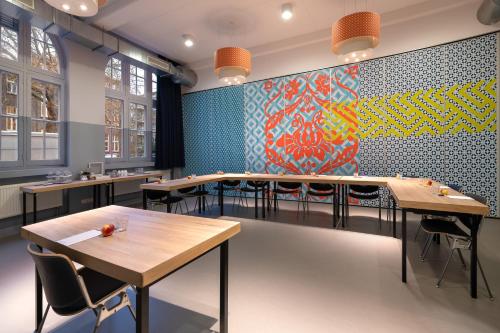 stayokay amsterdam oost hostel