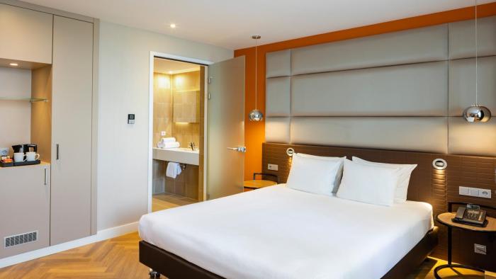 holiday inn amsterdam arena towers by ihg