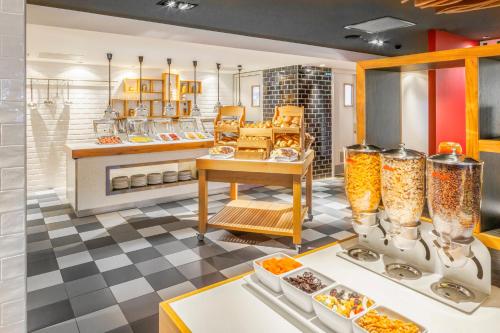 holiday inn amsterdam arena towers by ihg