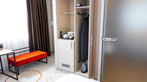 holiday inn amsterdam arena towers by ihg