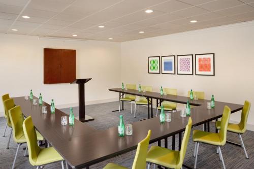 holiday inn express and suites allen north event c