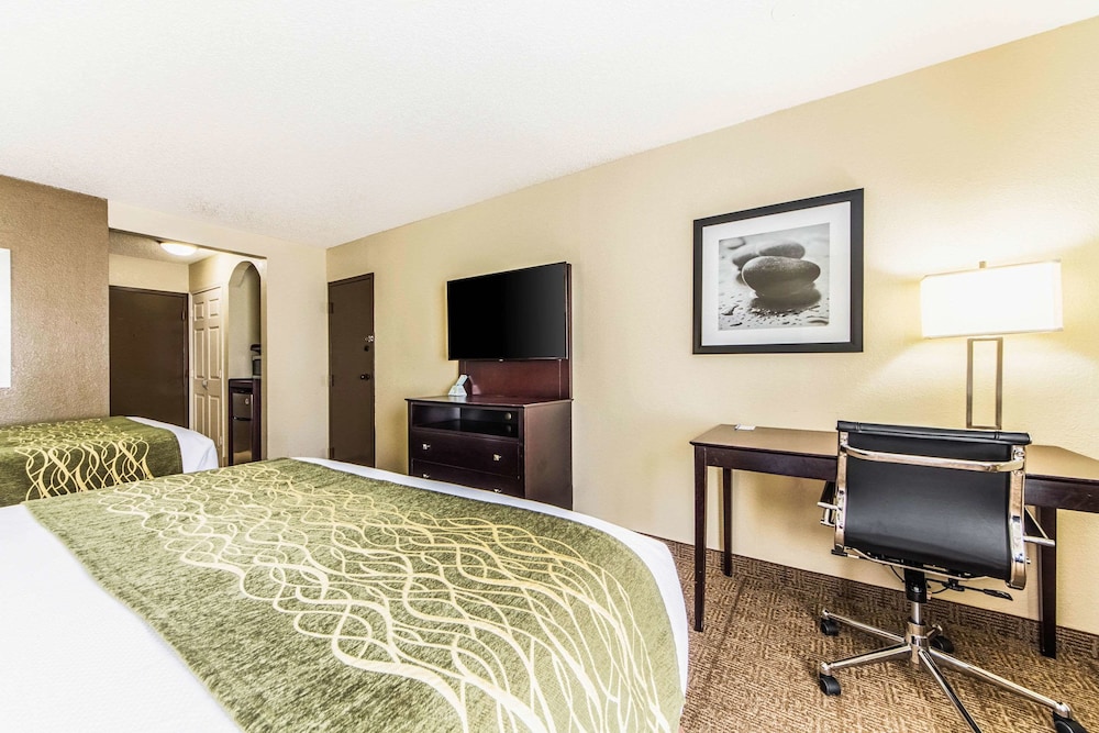 comfort inn dallas park central
