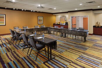 fairfield inn and suites by marriott dallas plano the colony