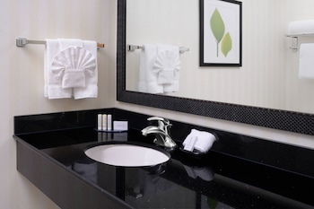 fairfield inn and suites by marriott dallas plano the colony