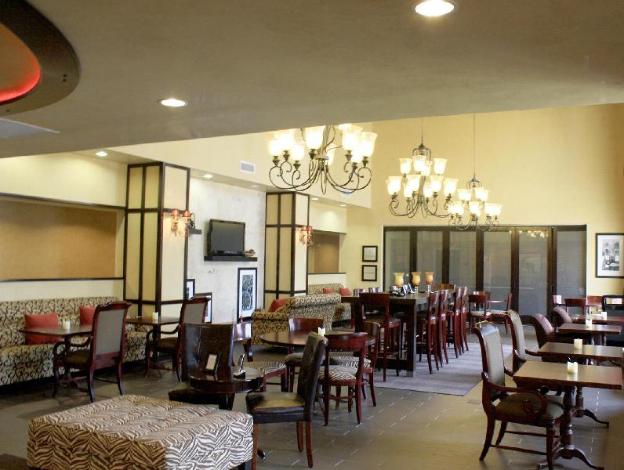 hampton inn and suites dallas arlington n entertainment dist