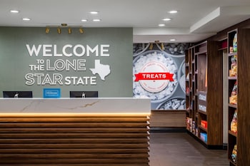 hampton inn and suites dallas arlington n entertainment dist
