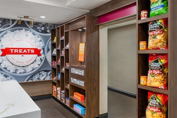 hampton inn and suites dallas arlington n entertainment dist